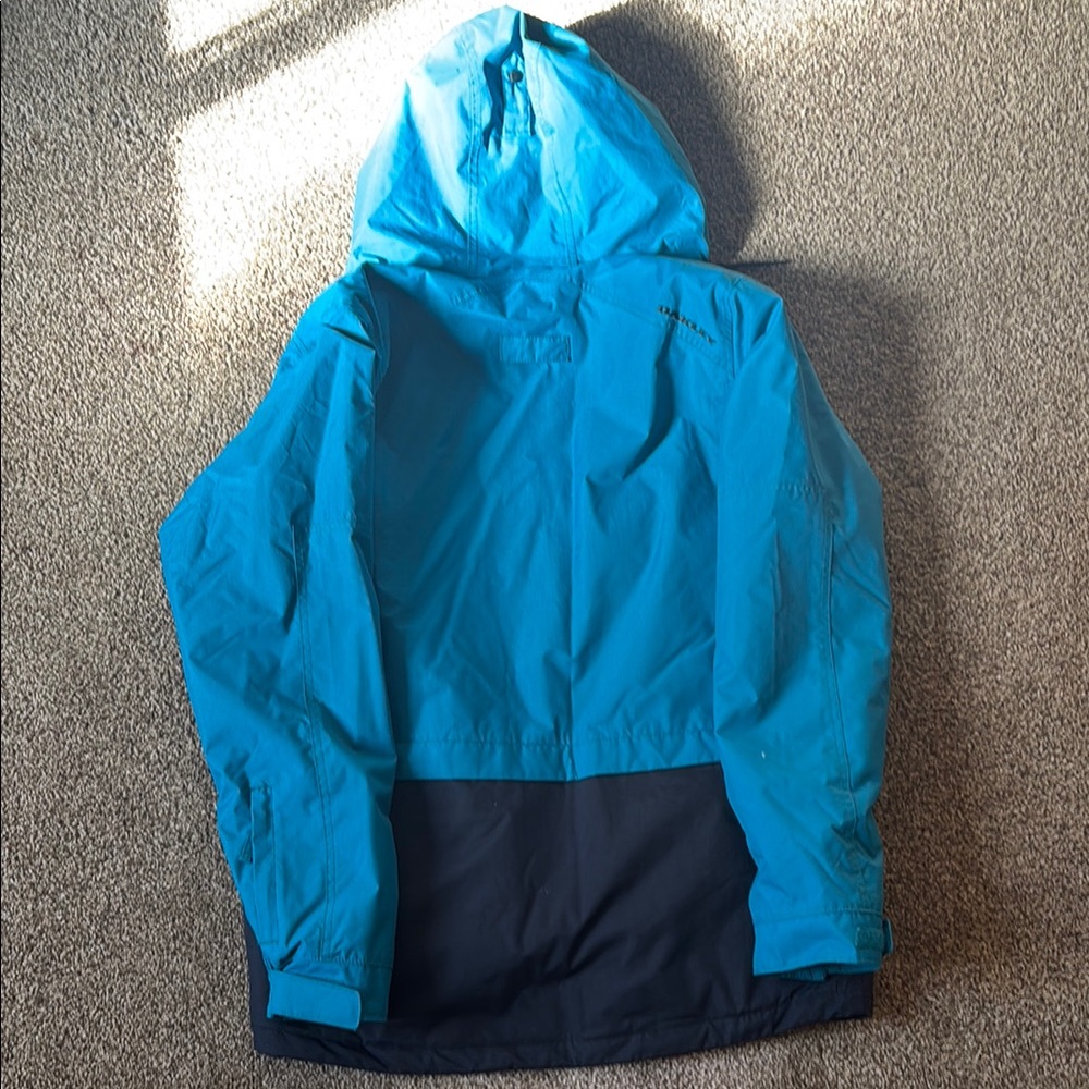 Blue and Black Oakley Ski Jacket with Powder Liner - Picture 4 of 5